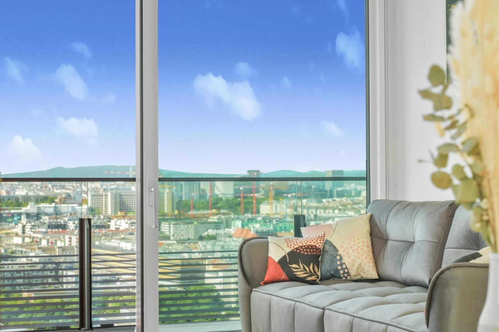 Luxury Penthouse I Rooftop Pool I Self Check-In Виена Екстериор снимка